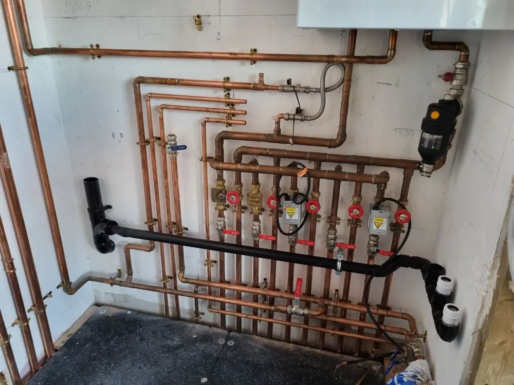 Copper pipework with zone valves